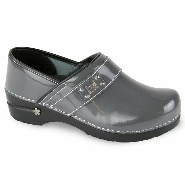 LINDSEY Women's Closed Back Clog in Steel, Size 8.5-9, PR, Sanita, Mfr#: 73457506-056-40